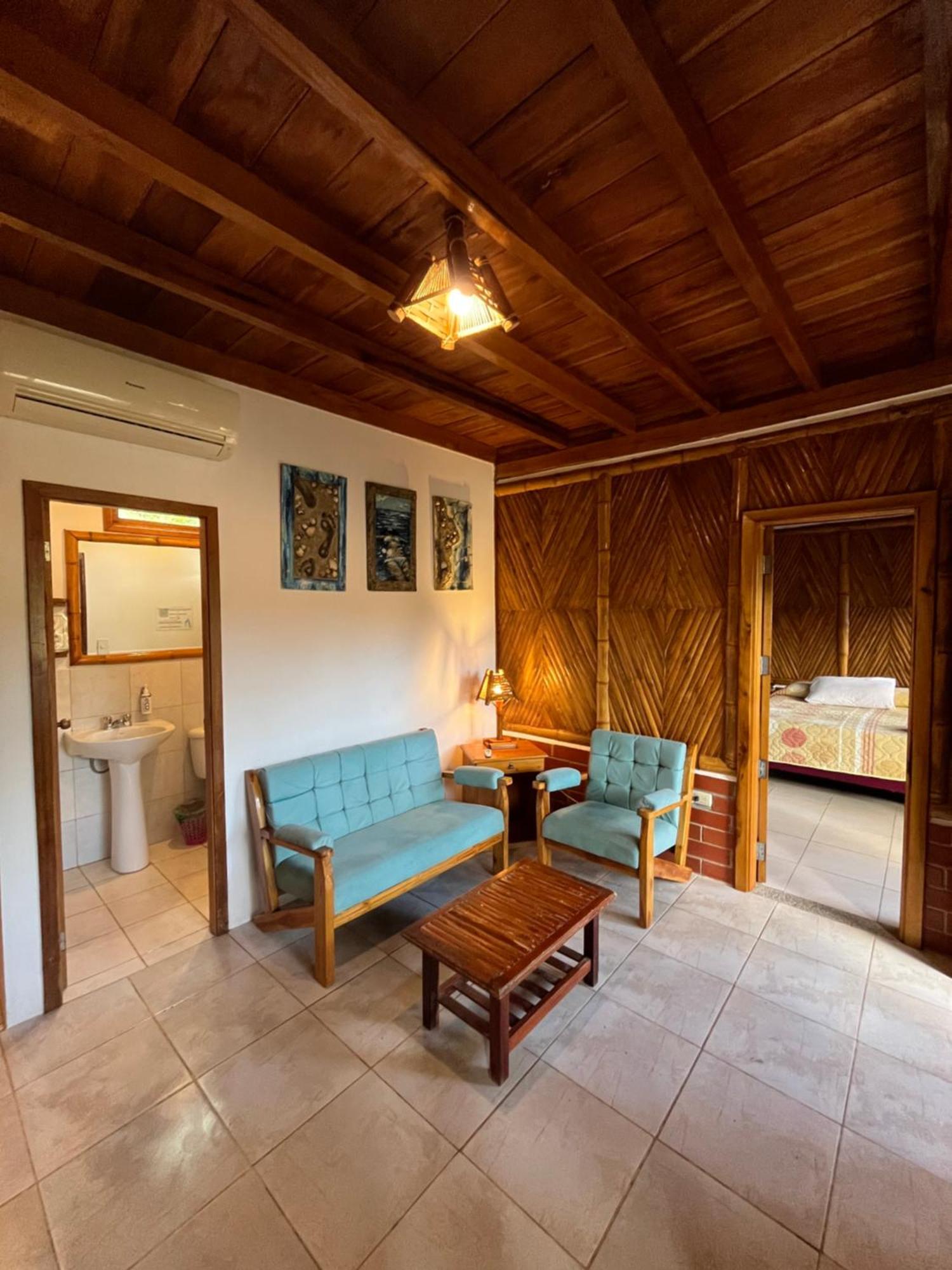 Victor Hugo Hotel Puerto López Dış mekan fotoğraf