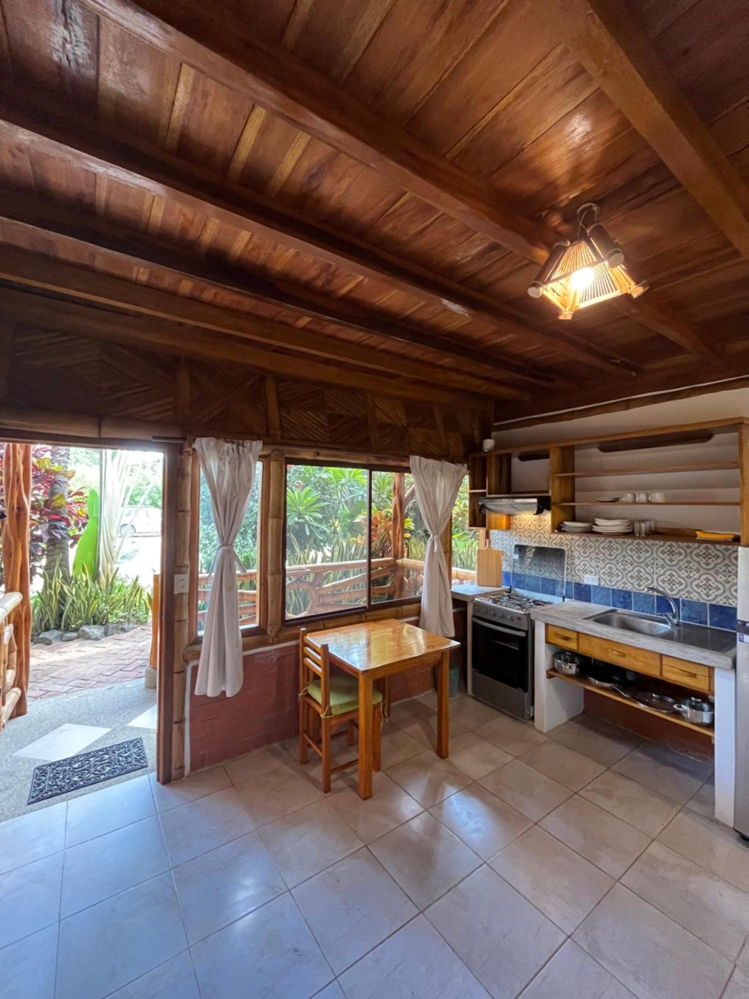 Victor Hugo Hotel Puerto López Dış mekan fotoğraf